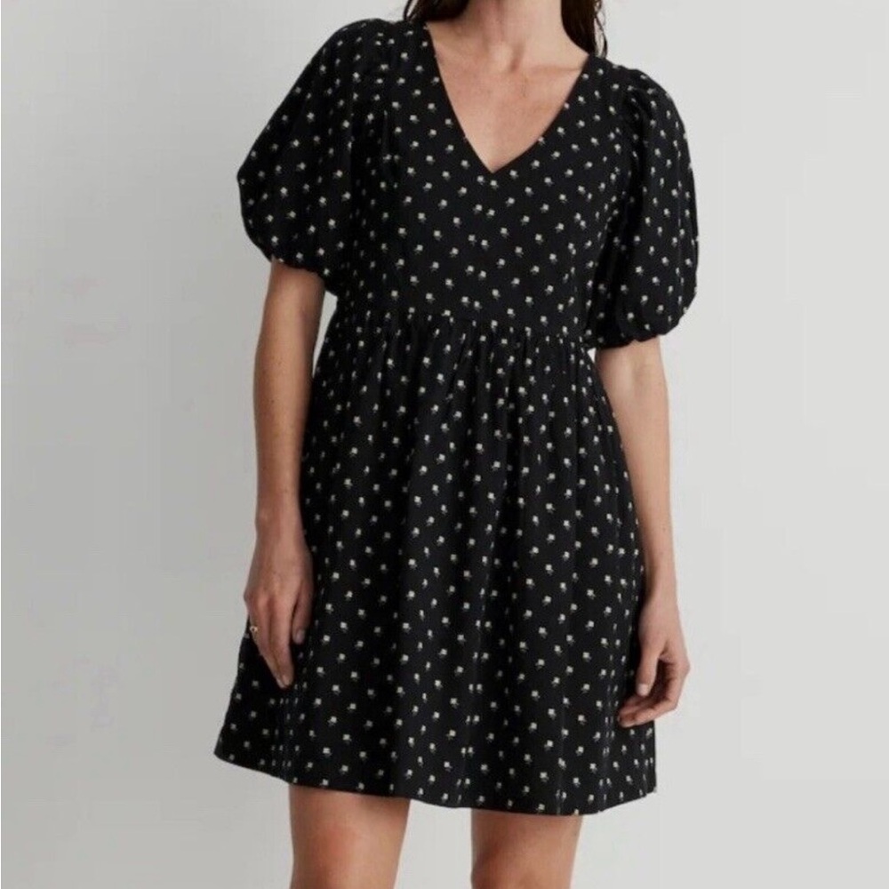 Madewell V-Neck Puff-Sleeve Mini
Dress in Floral Ikat